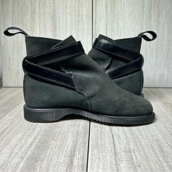 RARE Dr. Martens Docs Teresa Black Suede Leather Buckle Boots Women’s Size 6 - Picture 3 of 10